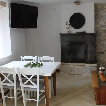 With A Parking Space Sreser, Peljesac - 20372 Janjina